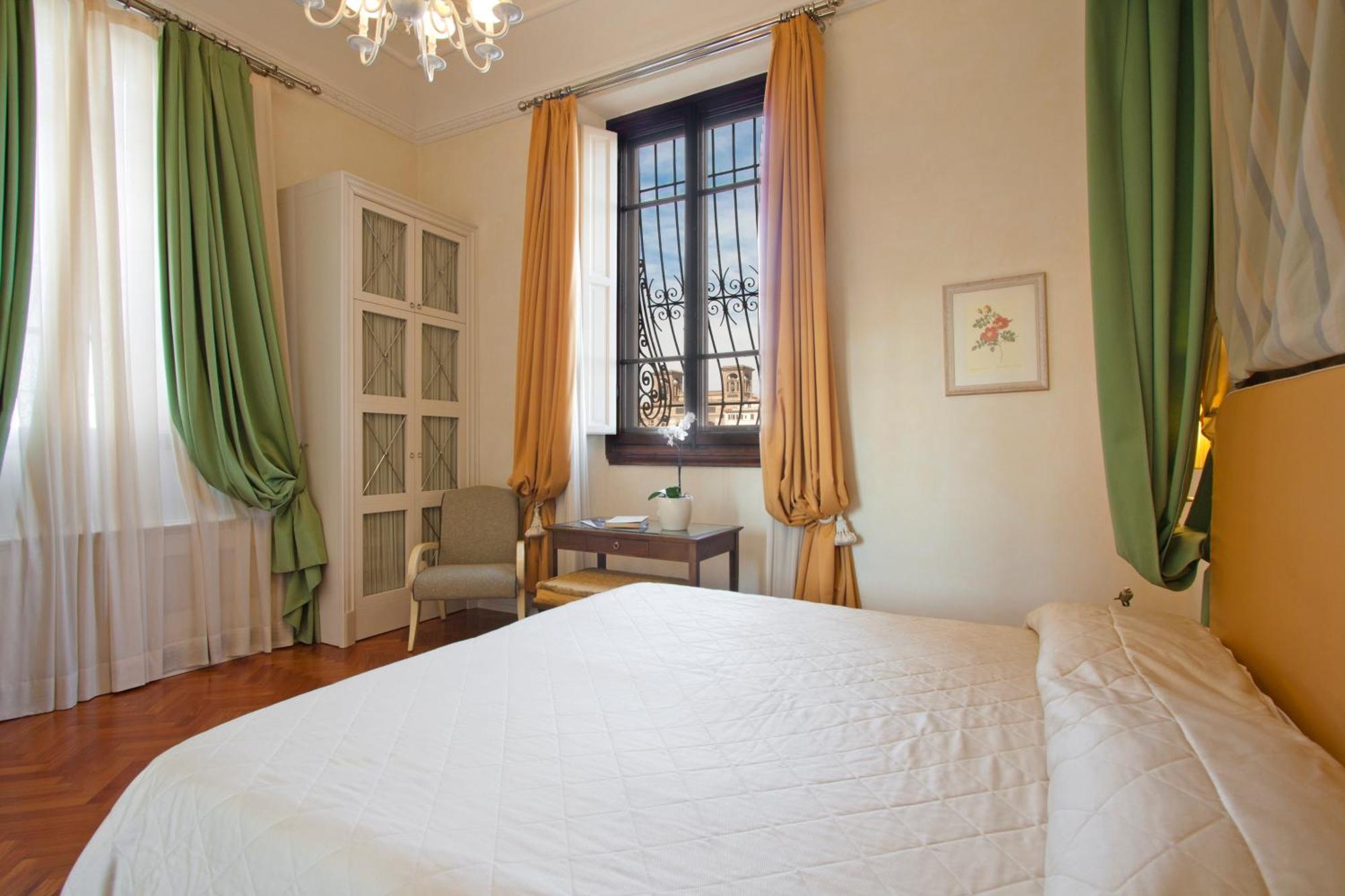 Serristori Palace Residence Firenze Bagian luar foto