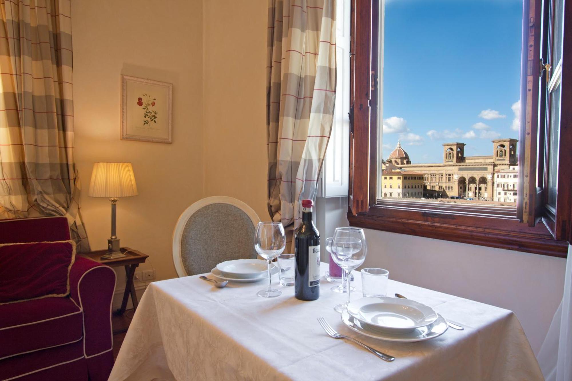 Serristori Palace Residence Firenze Bagian luar foto