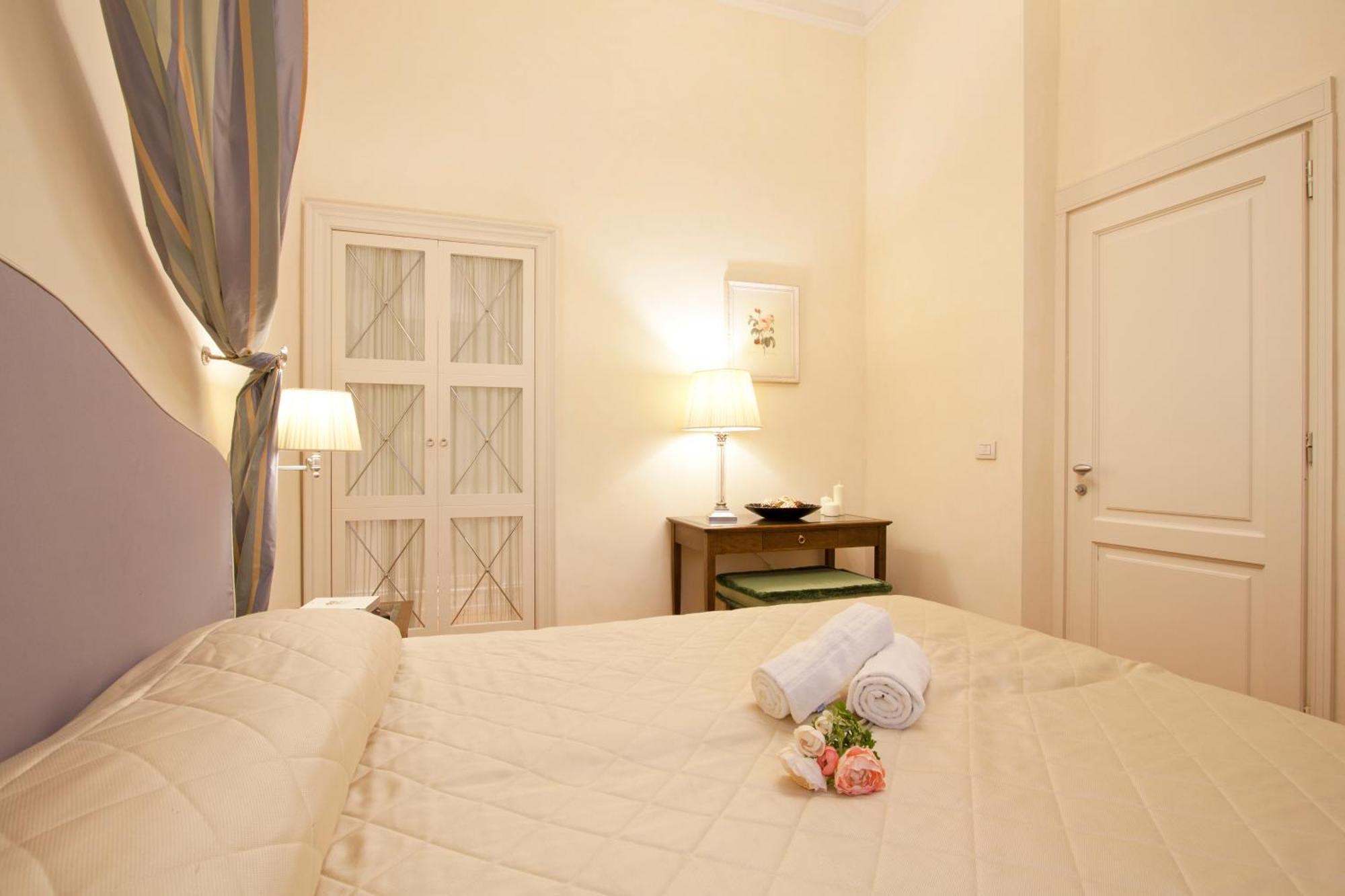 Serristori Palace Residence Firenze Ruang foto