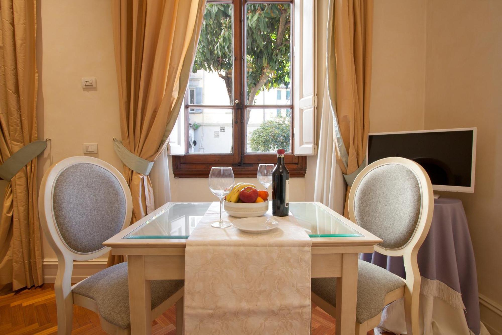 Serristori Palace Residence Firenze Ruang foto