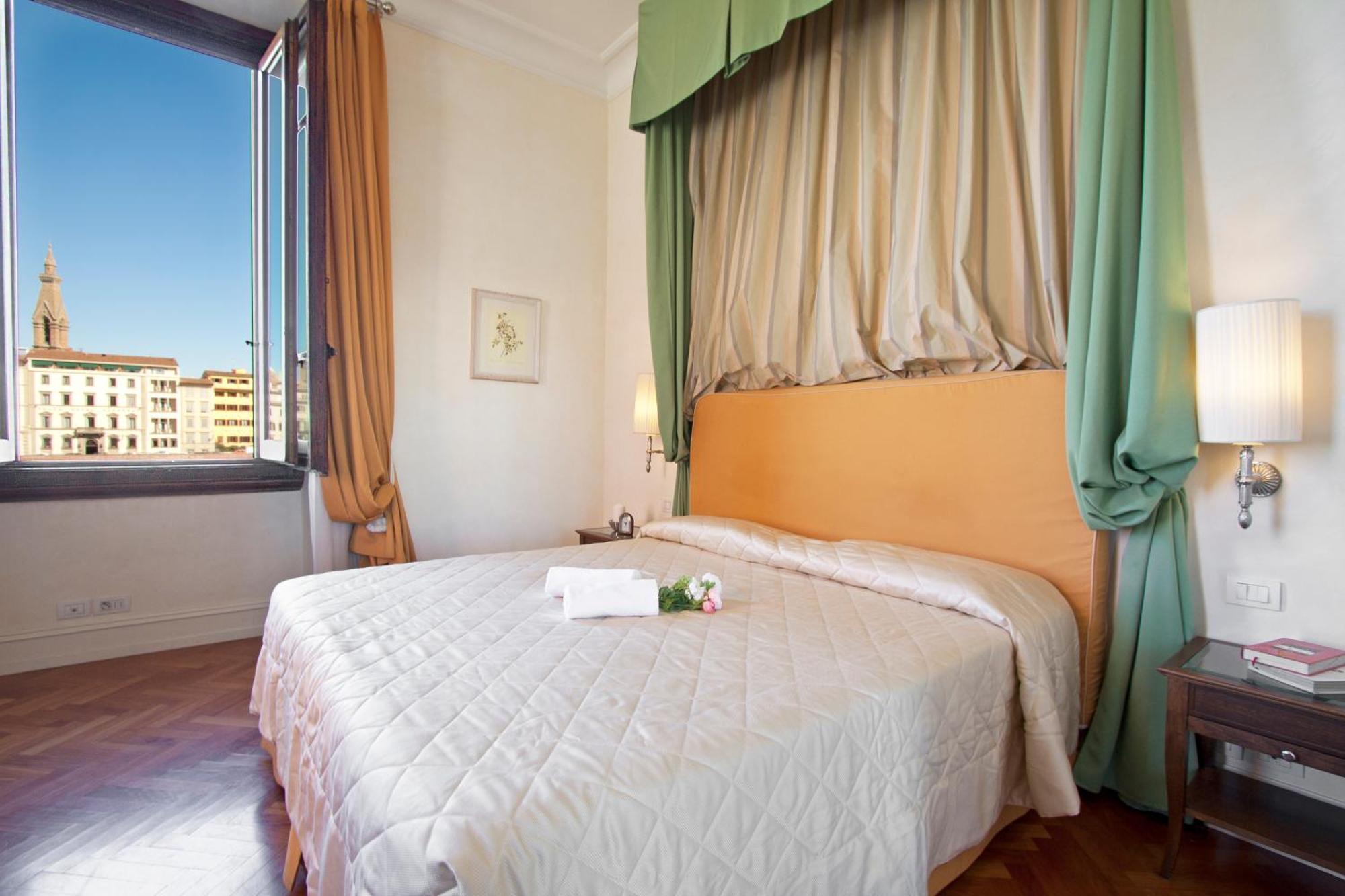 Serristori Palace Residence Firenze Ruang foto