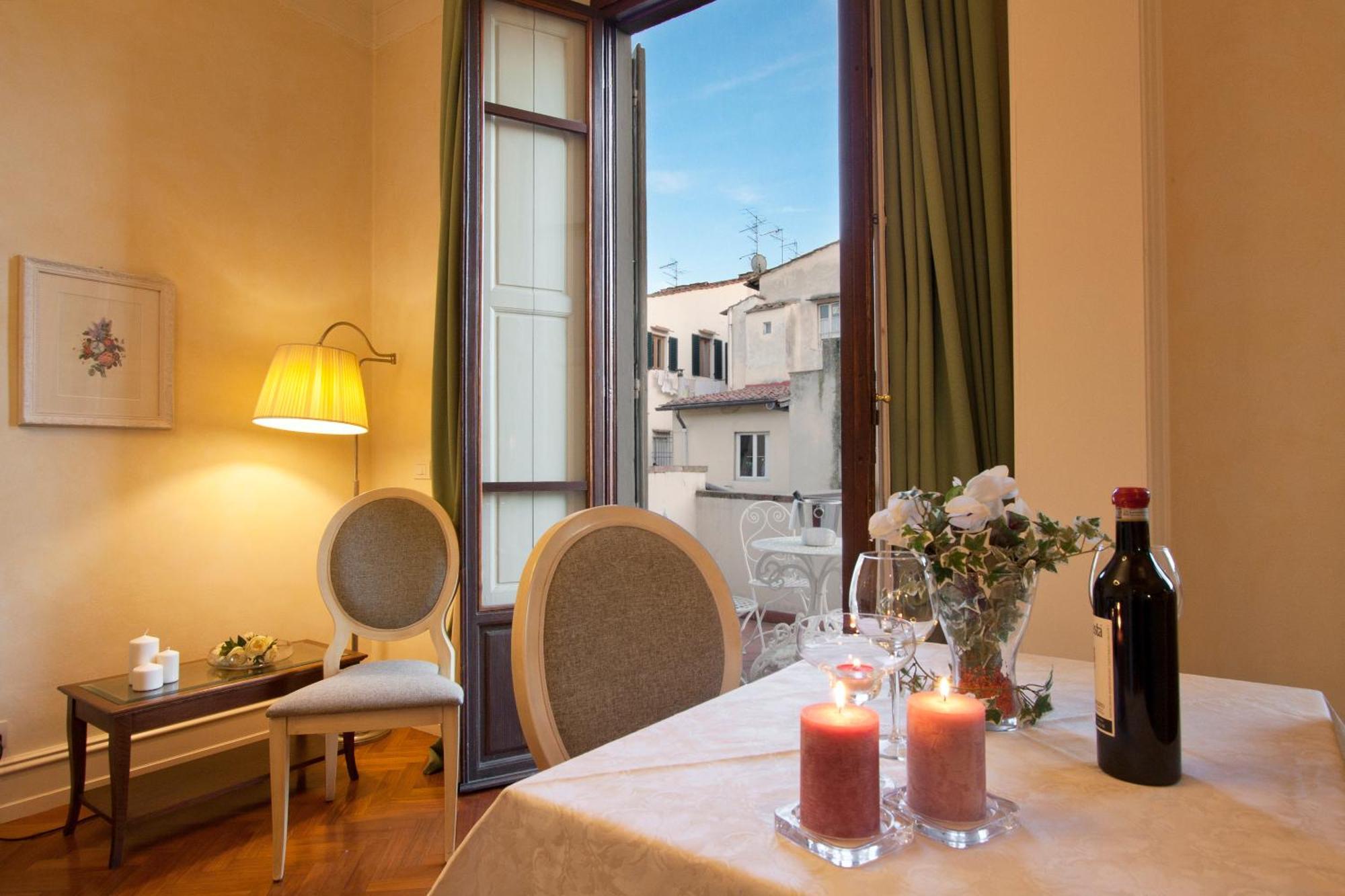Serristori Palace Residence Firenze Ruang foto