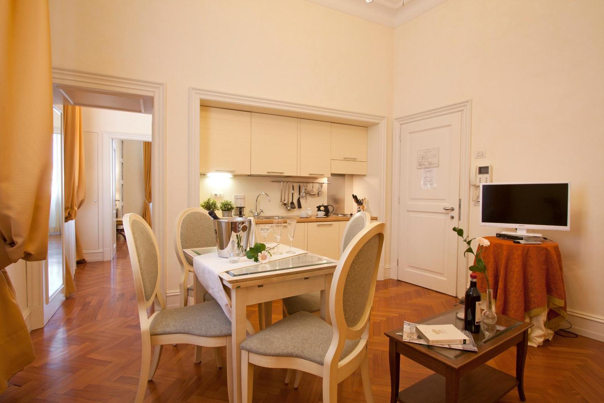 Serristori Palace Residence Firenze Ruang foto